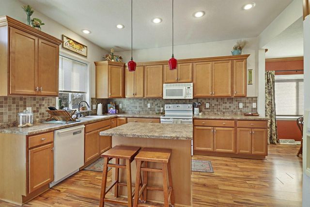 140 Randolph STREET, Burlington, WI 53105