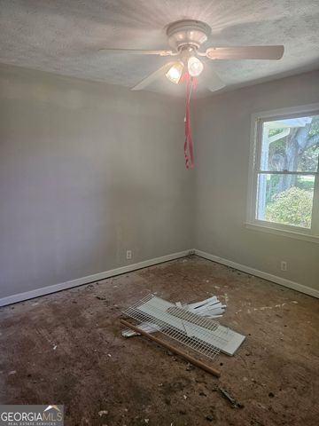 5360 Brooks Lane, Loganville, GA 30052