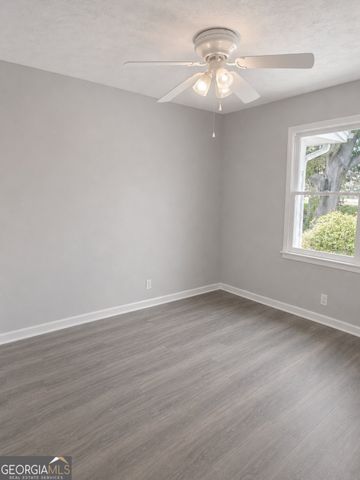 5360 Brooks Lane, Loganville, GA 30052