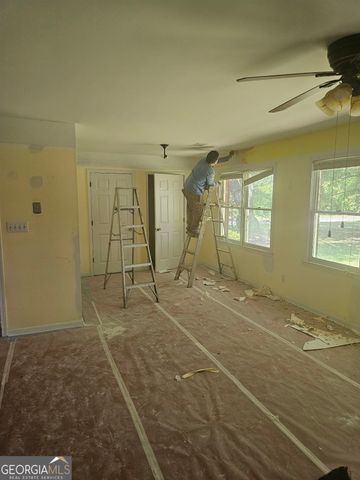 5360 Brooks Lane, Loganville, GA 30052