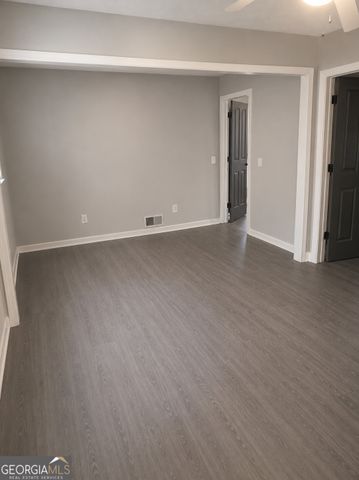 5360 Brooks Lane, Loganville, GA 30052