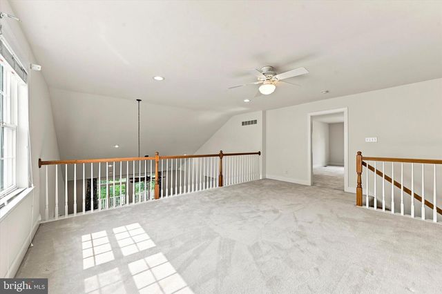 270 HENDRICKSON LN, West Grove, PA 19390