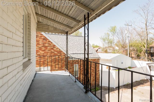 16863 Birwood Street, Detroit, MI 48221