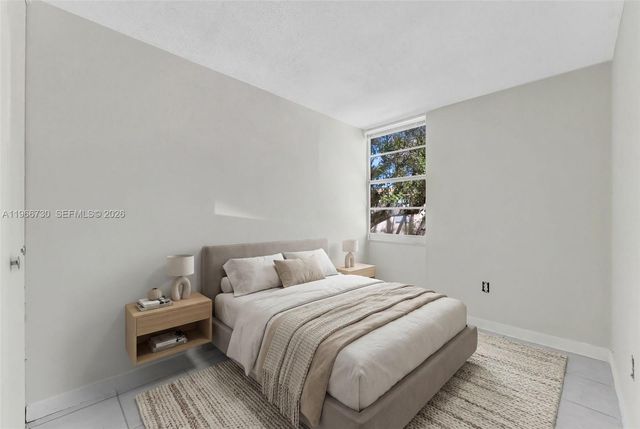 6149 SW 69th St 12, South Miami, FL 33143