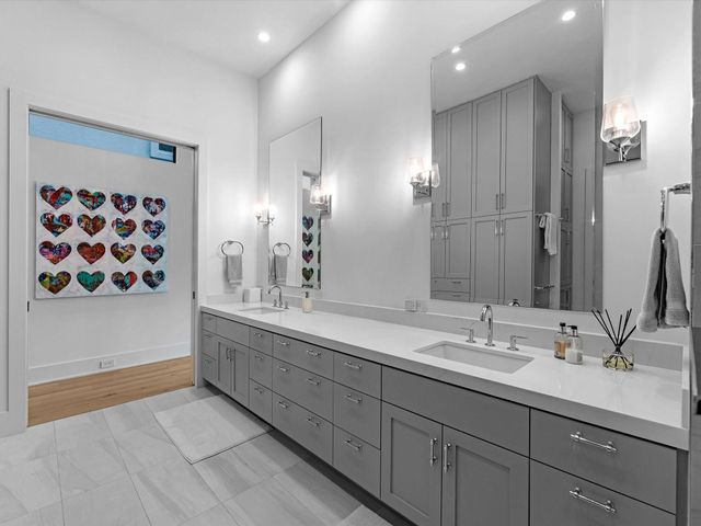 6404 Haskell Street, Houston, TX 77007