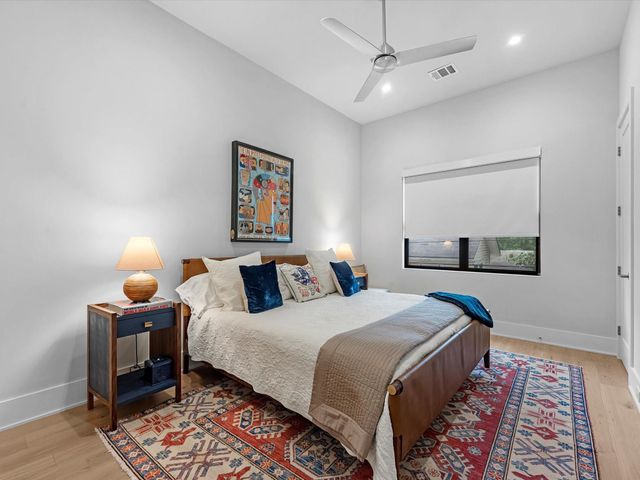 6404 Haskell Street, Houston, TX 77007