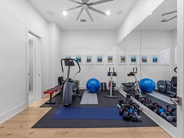 6404 Haskell Street, Houston, TX 77007