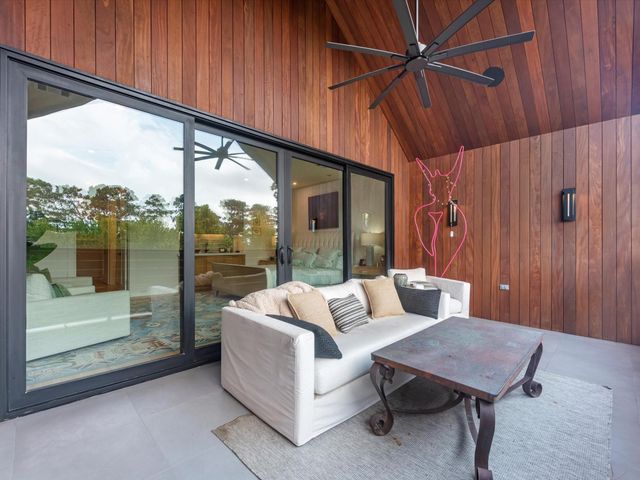 6404 Haskell Street, Houston, TX 77007