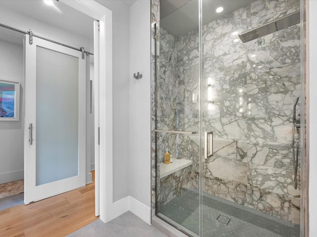 6404 Haskell Street, Houston, TX 77007