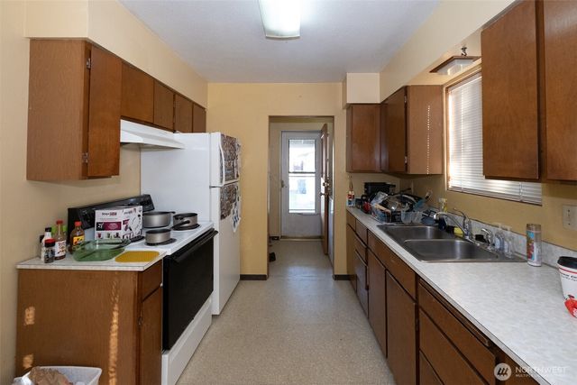 2214 2216 Dean Avenue, Bellingham, WA 98225