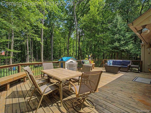 9714 Naiad Road, Village Of Clarkston, MI 48348