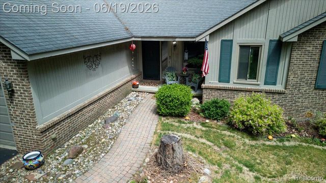 9714 Naiad Road, Village Of Clarkston, MI 48348