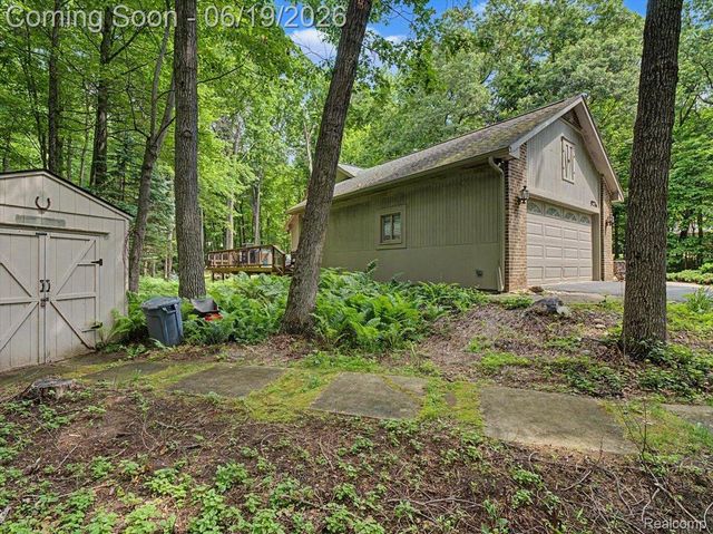 9714 Naiad Road, Village Of Clarkston, MI 48348