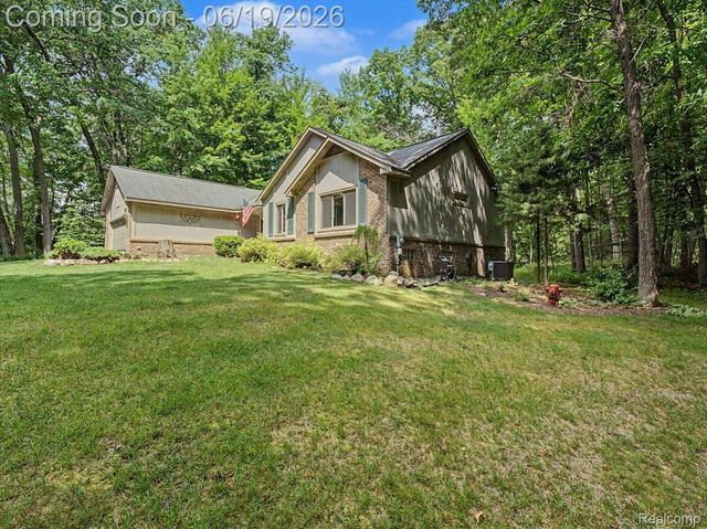 9714 Naiad Road, Village Of Clarkston, MI 48348