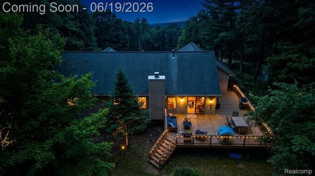 9714 Naiad Road, Village Of Clarkston, MI 48348