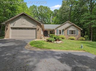 9714 Naiad Road, Village Of Clarkston, MI 48348