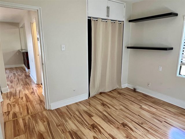 412 W Croslin ST A, Austin, TX 78752