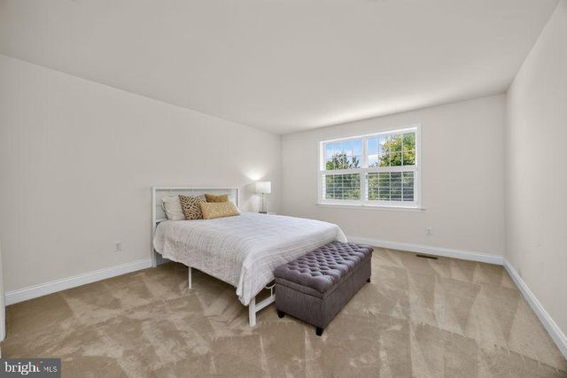106 IRON HILL WAY, Collegeville, PA 19426