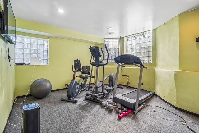 514 W 66th Street, Chicago, IL 60621