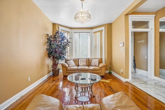 514 W 66th Street, Chicago, IL 60621