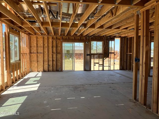 7601 Xavier Avenue, California City, CA 93505