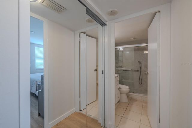10355 PARADISE BOULEVARD 511, Treasure Island, FL 33706