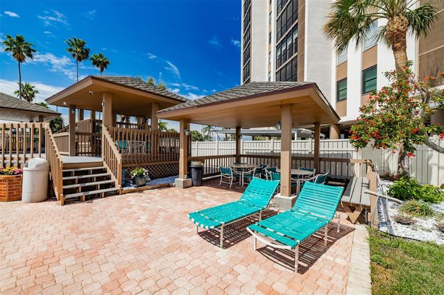 10355 PARADISE BOULEVARD 511, Treasure Island, FL 33706
