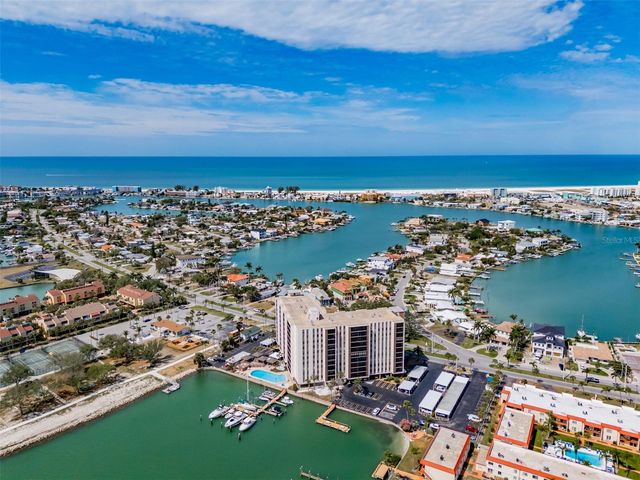 10355 PARADISE BOULEVARD 511, Treasure Island, FL 33706