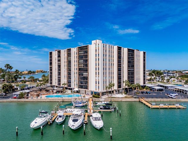 10355 PARADISE BOULEVARD 511, Treasure Island, FL 33706