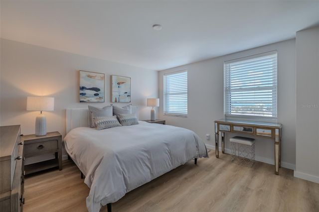 10355 PARADISE BOULEVARD 511, Treasure Island, FL 33706