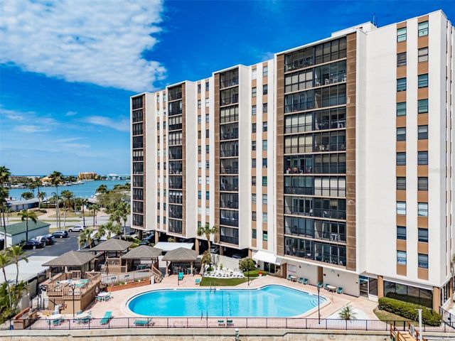 10355 PARADISE BOULEVARD 511, Treasure Island, FL 33706