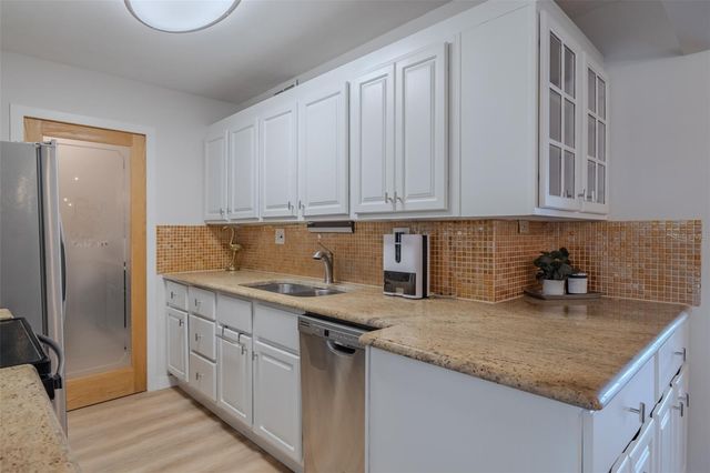 10355 PARADISE BOULEVARD 511, Treasure Island, FL 33706