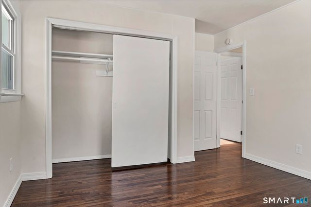 35 Greenfield Drive, Shelton, CT 06484