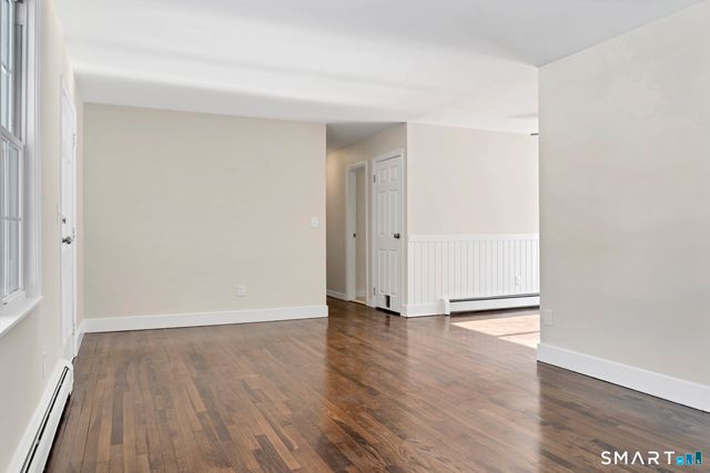 35 Greenfield Drive, Shelton, CT 06484