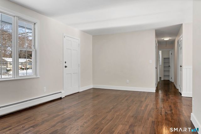 35 Greenfield Drive, Shelton, CT 06484