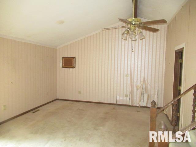 1117 E ASH Street, Herrin, IL 62948