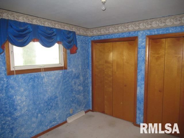 1117 E ASH Street, Herrin, IL 62948