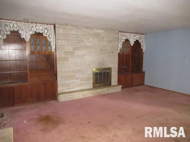 1117 E ASH Street, Herrin, IL 62948