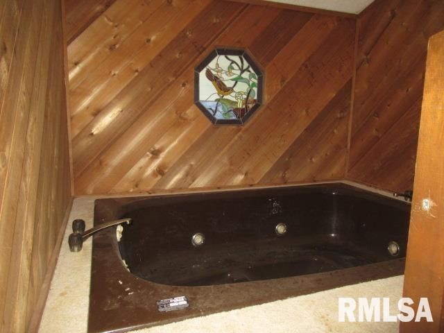 1117 E ASH Street, Herrin, IL 62948