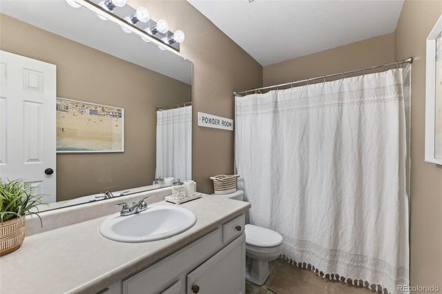 10209 Woodrose Court, Highlands Ranch, CO 80129