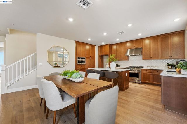 802 Abigail, Walnut Creek, CA 94598