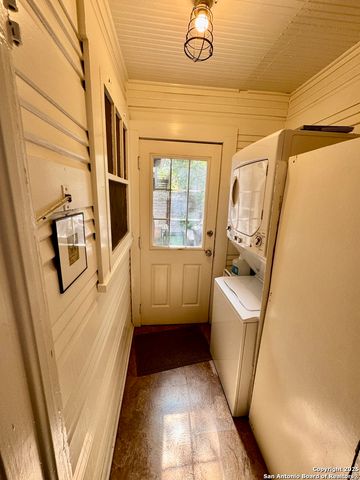 118 Callaghan Ave Apt A, San Antonio, TX 78210