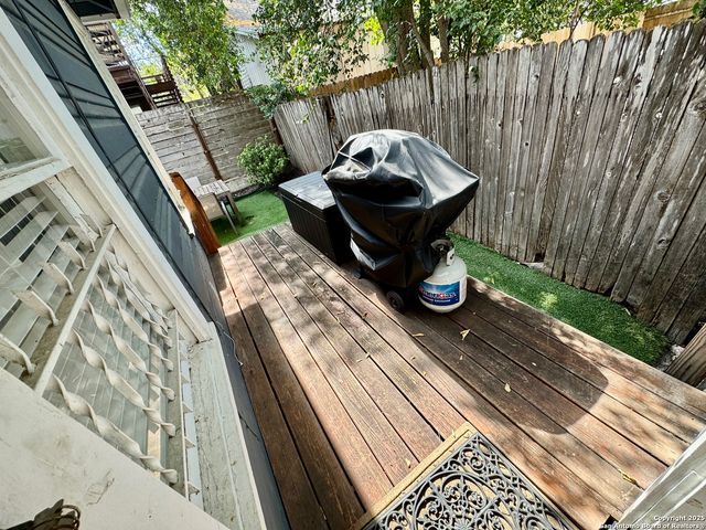 118 Callaghan Ave Apt A, San Antonio, TX 78210