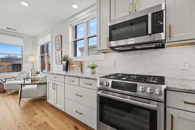 113 Park Street 501, Traverse City, MI 49684