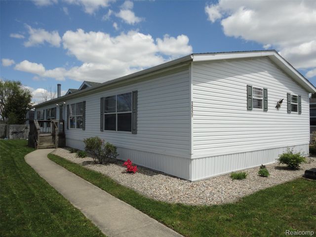 339 Blossom Circle, Bedford Township, MI 48133