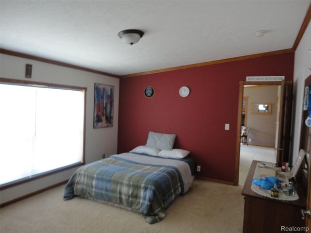 339 Blossom Circle, Bedford Township, MI 48133
