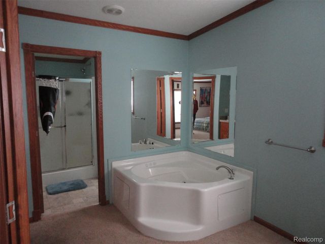 339 Blossom Circle, Bedford Township, MI 48133