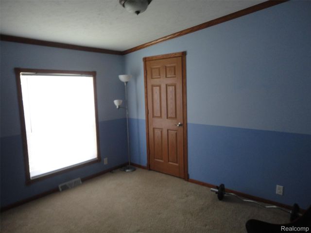 339 Blossom Circle, Bedford Township, MI 48133