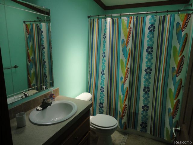 339 Blossom Circle, Bedford Township, MI 48133