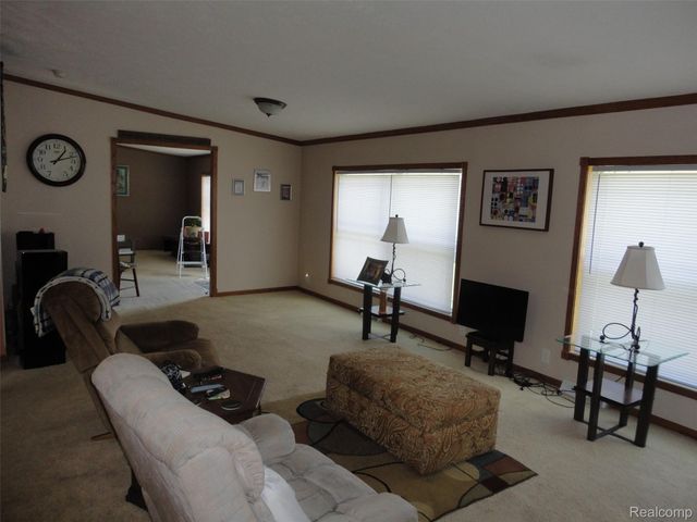 339 Blossom Circle, Bedford Township, MI 48133